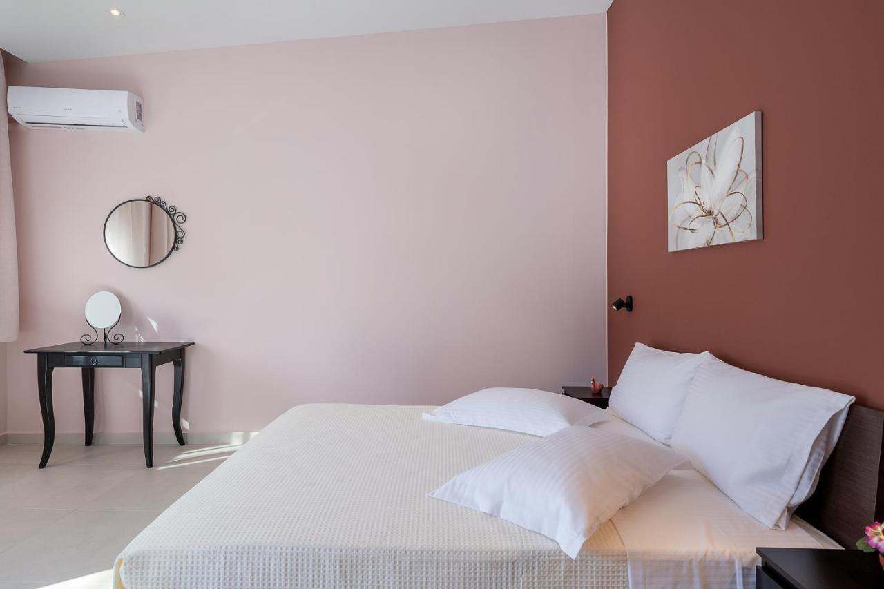 M City Apartments 100M From The Beach La Canée Extérieur photo
